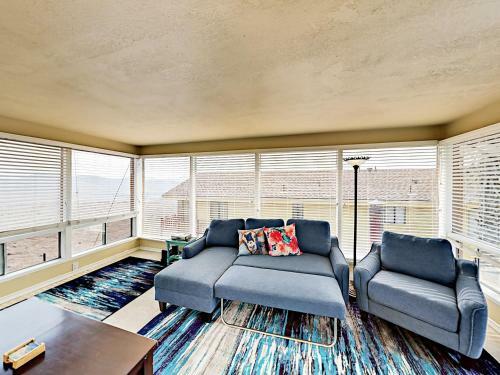 Hilltop Designer Home Home