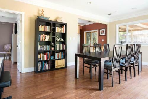 Apartamento Two Story Home Near Downtown Mountain View, Sleeps 7