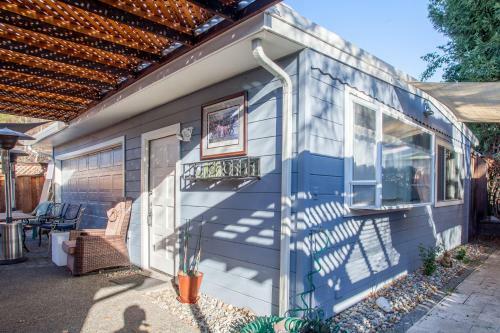 Apartamento Grand Guesthouse 10 Mins From Google And Shoreline