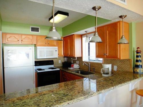Apartamento Crescent Towers I Unit 201 Condo