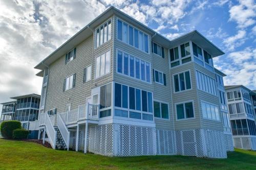 Apartamento Waterway Landing 214c Condo