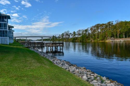Apartamento Waterway Landing 214c Condo