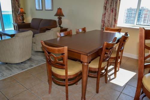 Apartamento Malibu Pointe 1006 Condo