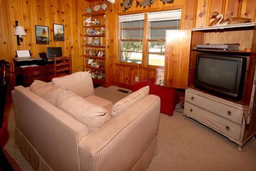 Aunt Mary's Beach Home