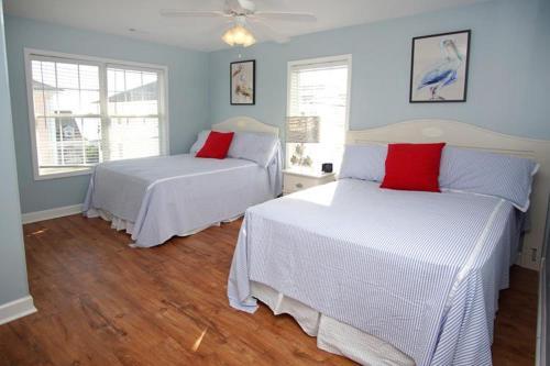Grand Cayman D Home