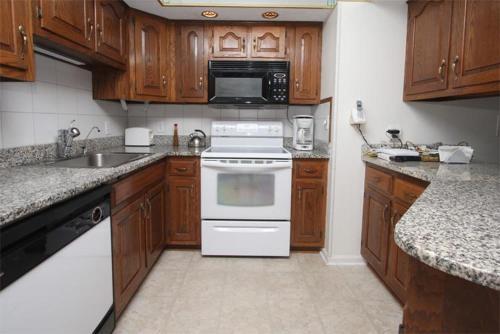 Apartamento Tilghman Lakes A1 Condo