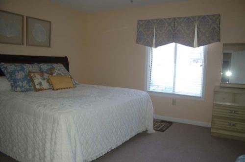 8050-e Stone Townhouse