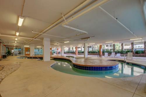Apartamento Malibu Pointe 901 2nd Row Condo