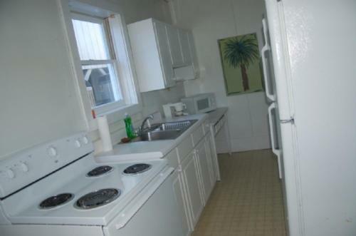 Apartamento 1043-1 Parham, Downstairs Apts