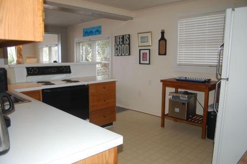 Apartamento 1043-3 Parham, Upstairs Apts