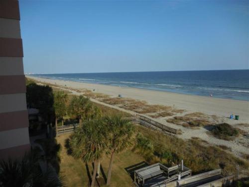Apartamento Atlantica I # 401 Condo