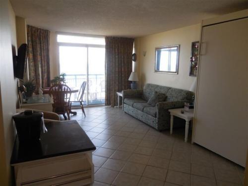 Apartamento Atlantica I # 401 Condo