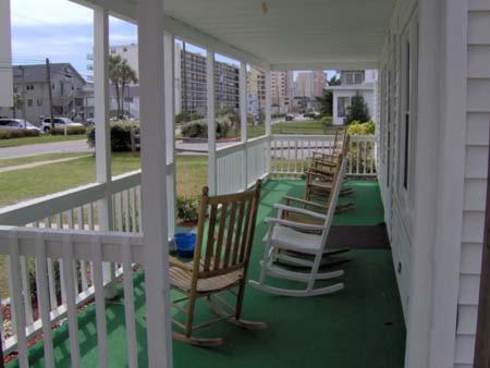 2038-1 Swim & Swing Dn Home