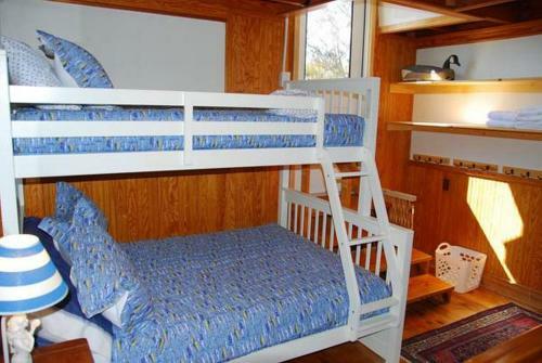 Pookie's Cottage By Kees Vacations