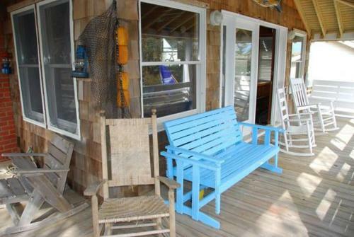 Pookie's Cottage By Kees Vacations