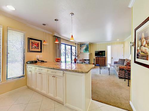 Apartamento 2-bedroom Condo Near Trails #silv374p