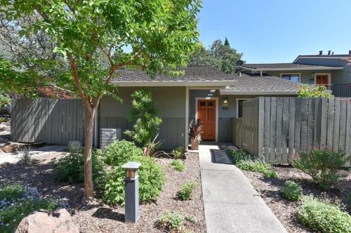 Apartamento 824 Oak Creek At Silverado Three Bedroom Condo