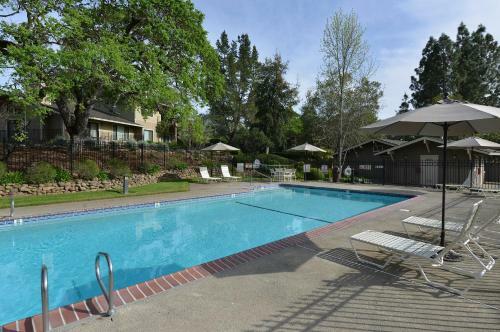 Apartamento 868 Oak Creek At Silverado Two Bedroom Condo