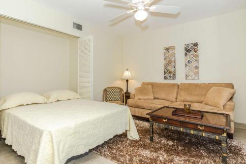 Park Shore Resort, 1st Floor, Bldg. A