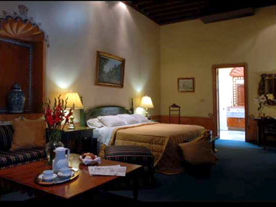 Hotel Meson Santa Rosa