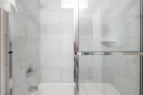 Apartamento 2nd Ave S Condo Unit 5
