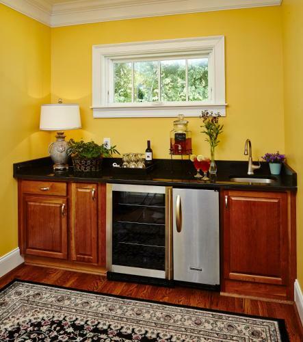 1501 Linden Manor B&B