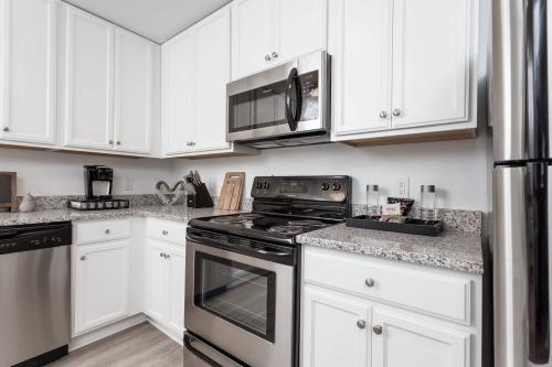 Eight-bedroom Apartment G