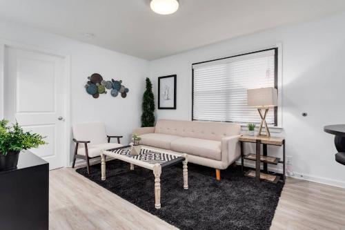 Eight-bedroom Apartment G
