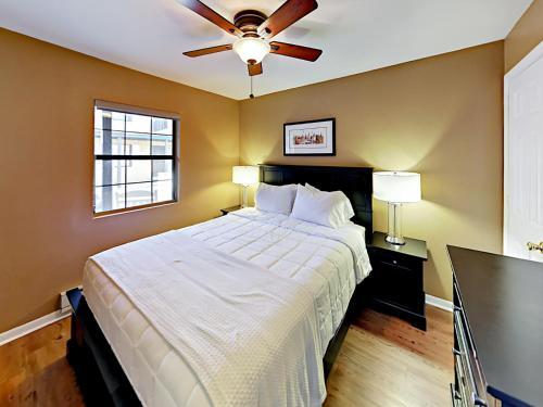 Landmark Mcmillin Court Apartment 2