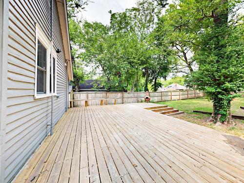 329 Cleveland Street Home