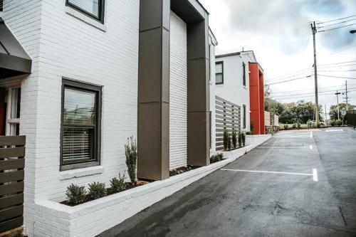 Apartamento Mid Modern Downtown Condo #239