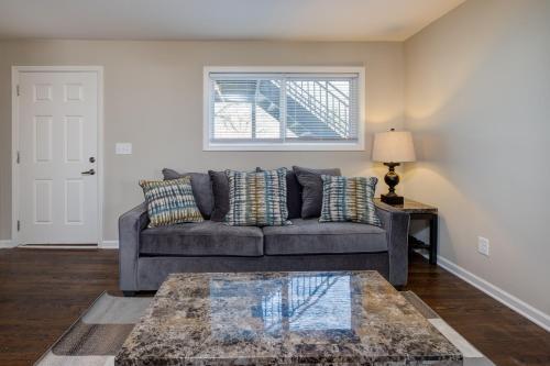 Apartamento 2nd Ave S Condo Unit 6