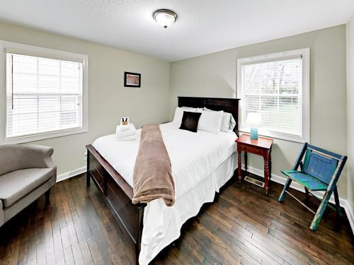 Eastside Charmer Home Home