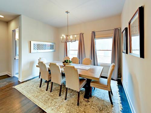 617 27th Avenue N Townhouse