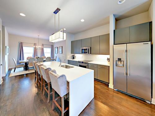 617 27th Avenue N Townhouse