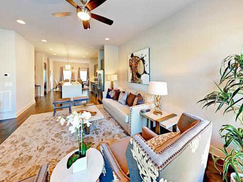 617 27th Avenue N Townhouse
