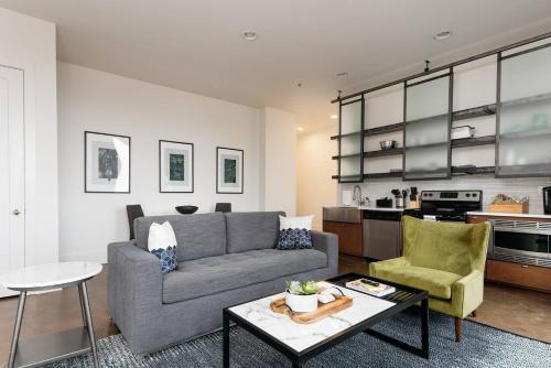 Capitol Apartment By Mint House