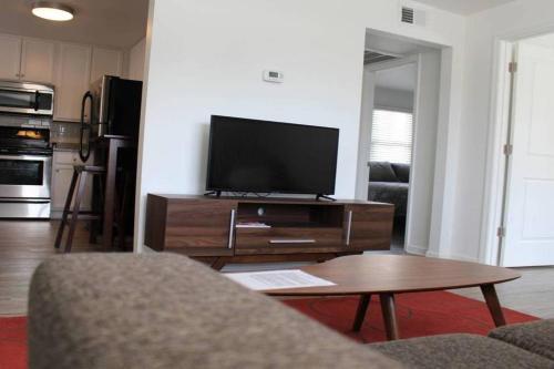 Apartamento Downtown Condo 137/237