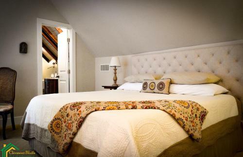 Clermont Bluffs Bed & Breakfast