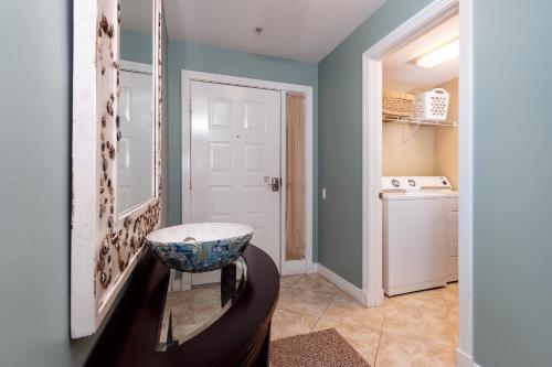 Beach Colony Resort West 11f