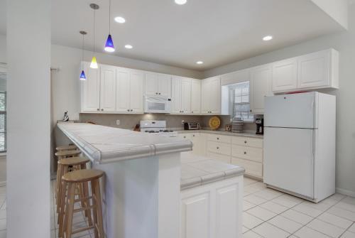 Guadalupe River Rock Retreat 9740 Home