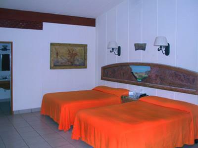 Hotel Oasis