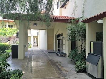 Quinta Dorada Hotel And Suites