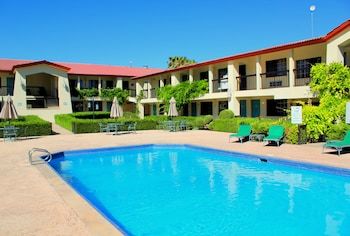 Quinta Dorada Hotel And Suites