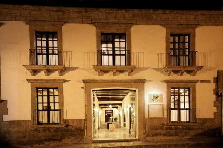 Hotel Do�a Urraca Suites And Spa