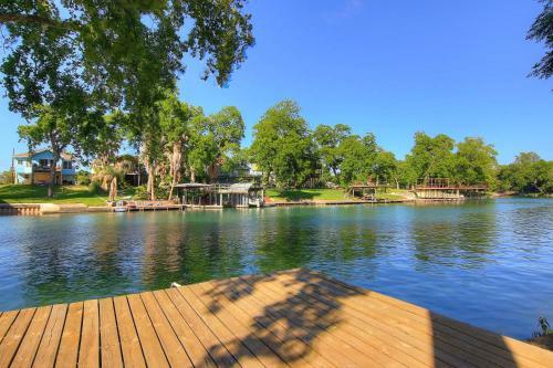 Texas River Haus Ld1683 Home