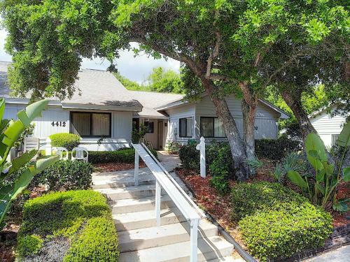 S4410 Sea Woods Villa