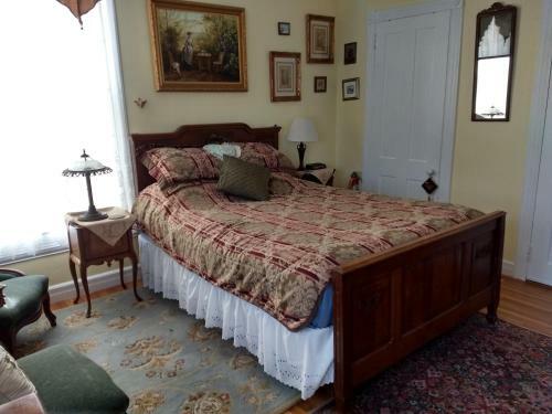 Armistead Cottage Bed & Breakfast