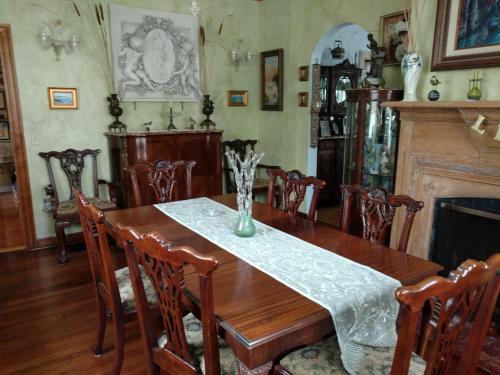 Armistead Cottage Bed & Breakfast