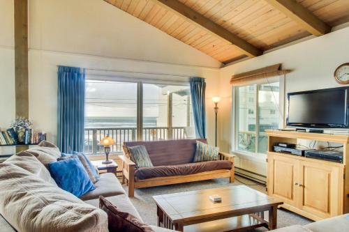Beach Retreat -- Upper Retreat